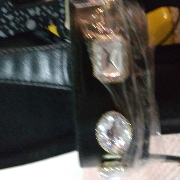 Madden NYC Sandles - Picture 2 of 6